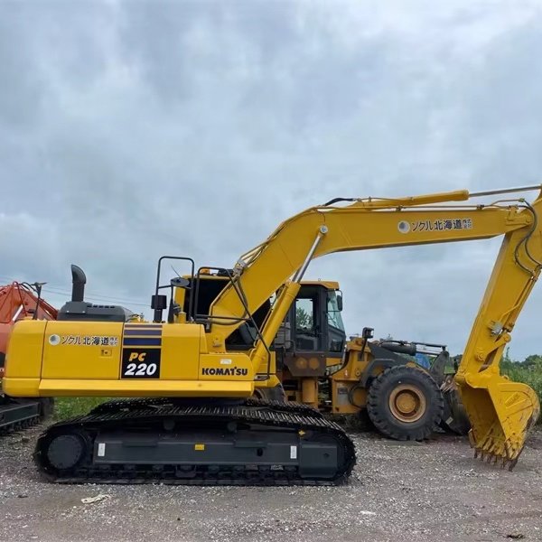 Used excavator machine Komatsu 220 ,second-hand excavator high quality and low price