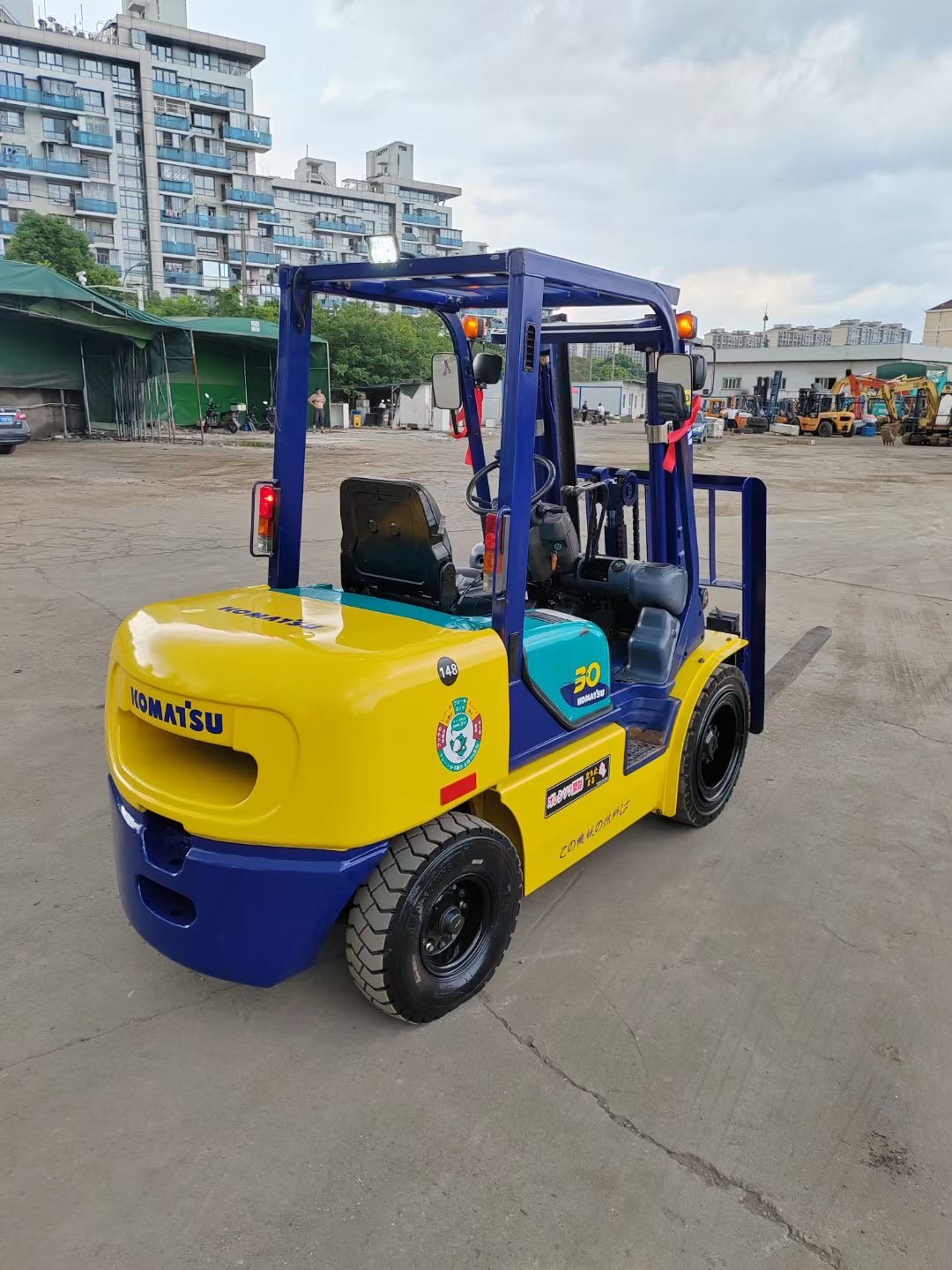 High Quality Used small Komatsu forklift 3 ton Komatsu Diesel Forklift 30 Cheap Price
