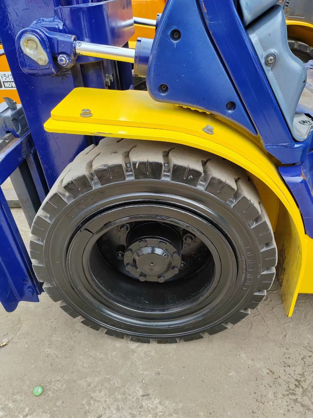 High Quality Used small Komatsu forklift 3 ton Komatsu Diesel Forklift 30 Cheap Price