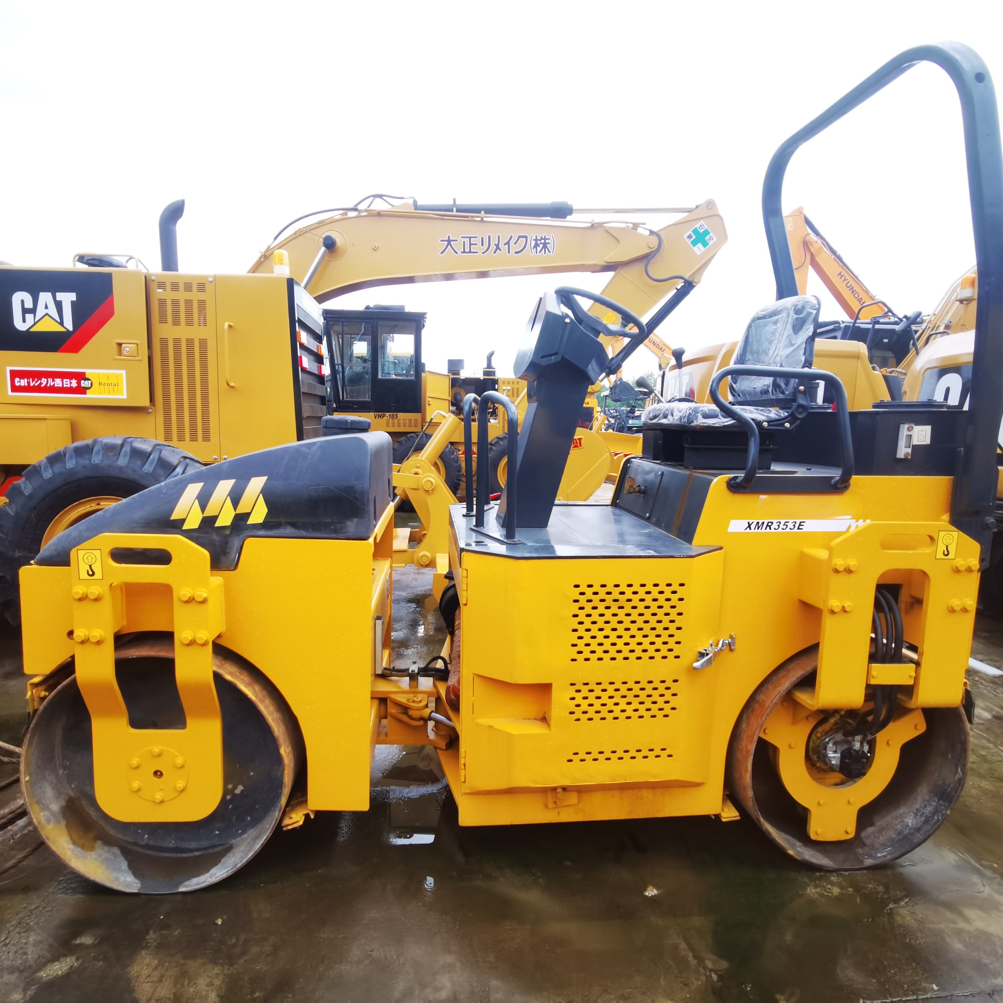 2023 Used XMR353E Mini Road Roller 6ton Capacity 28.5kw Original Engine Short Usage Double Drum Compact Roller Pump Motor