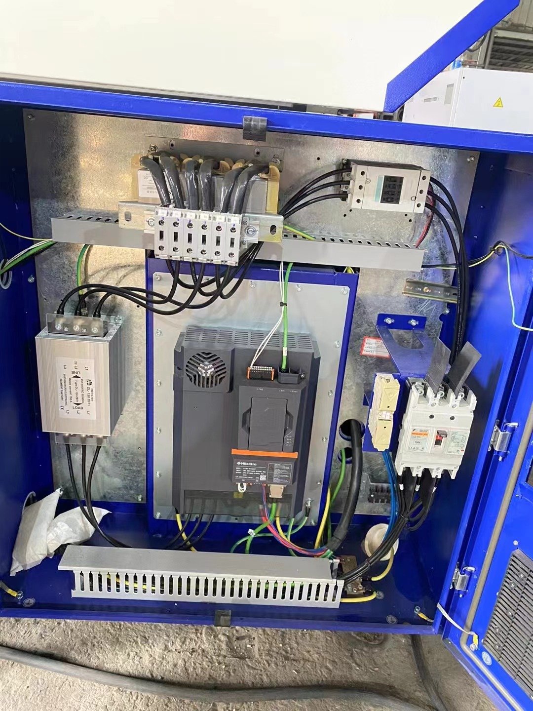 380 Ton 3rd Generation Second Hand Injection Molding Machine Haitian MA3800 Used Plastic Injection Molding Machine For Sale