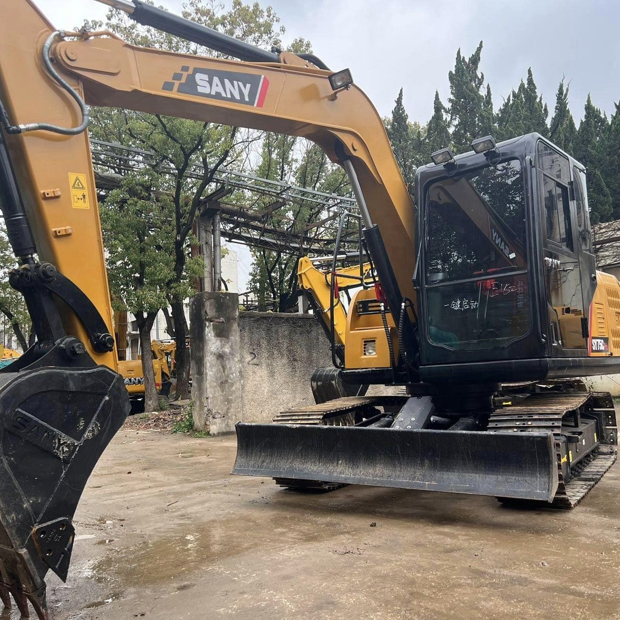 Hot selling Used heavy Excavator good condition sany75 for sale/second hand crawler excavator sany 75 for industry