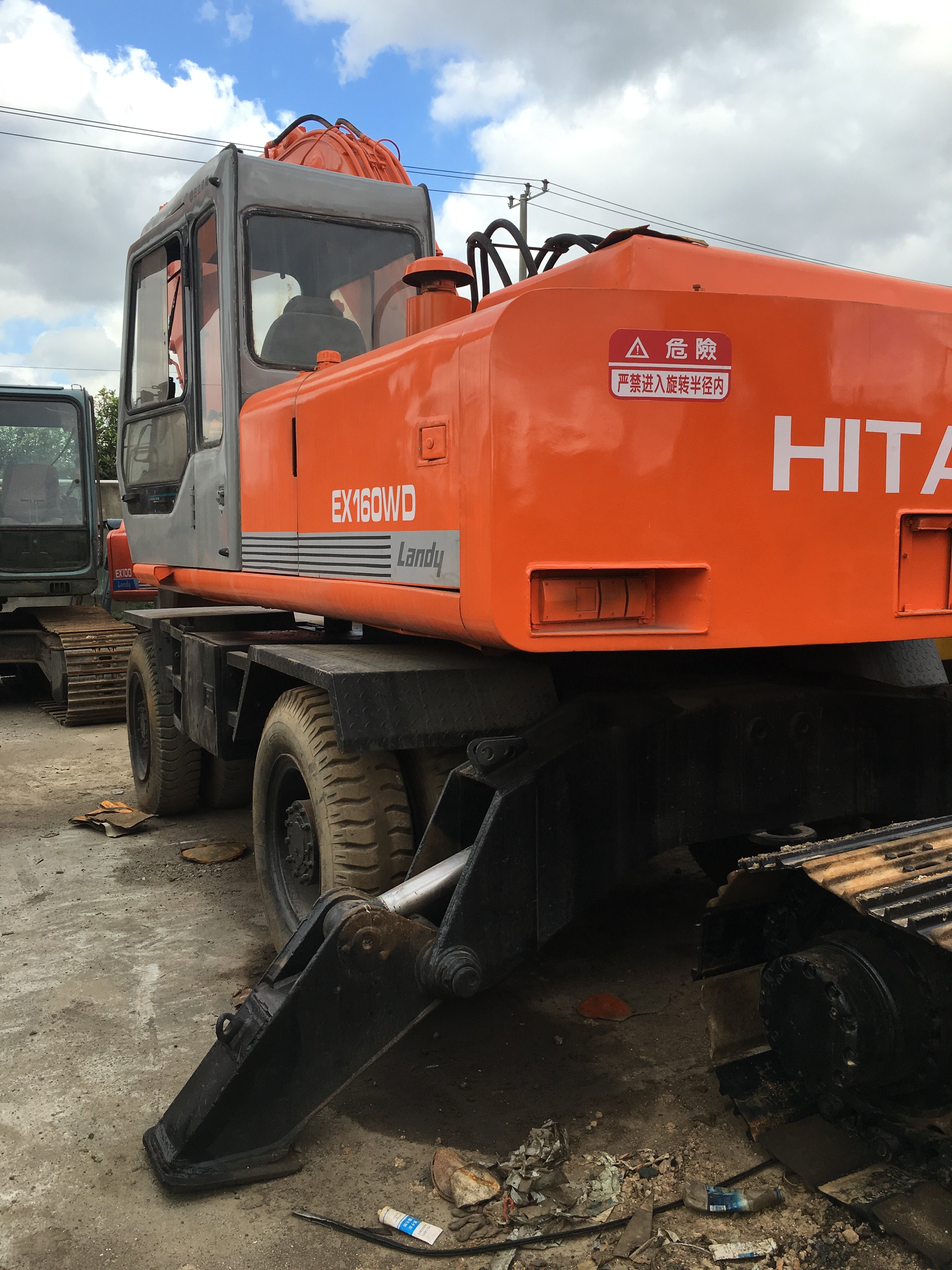 used hitachi ex160wd-1 wheel excavator with good condition,Used Hitachi Excavator/Hitachi ex160 Wheeled Excavator