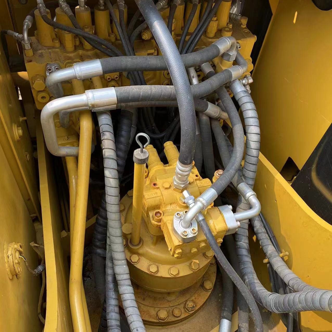 High Efficient Japan Used Construction Machine 32 Tons Used caterpillar Excavator 320D Crawler Excavator