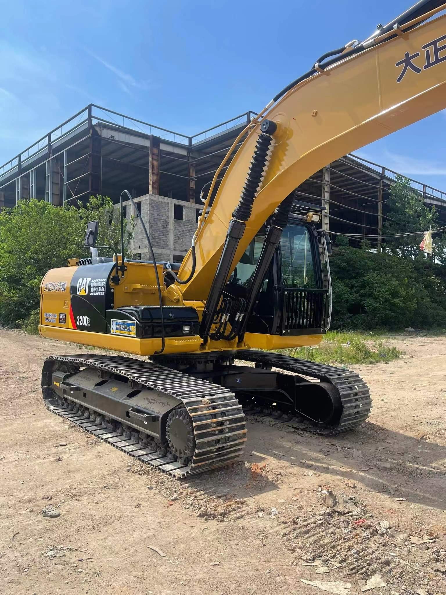 CAT320DL Used crawler hydraulic excavator Heavy duty Construction Machinery Cat 320 320C 320D 320D2 Second hand digger for sale