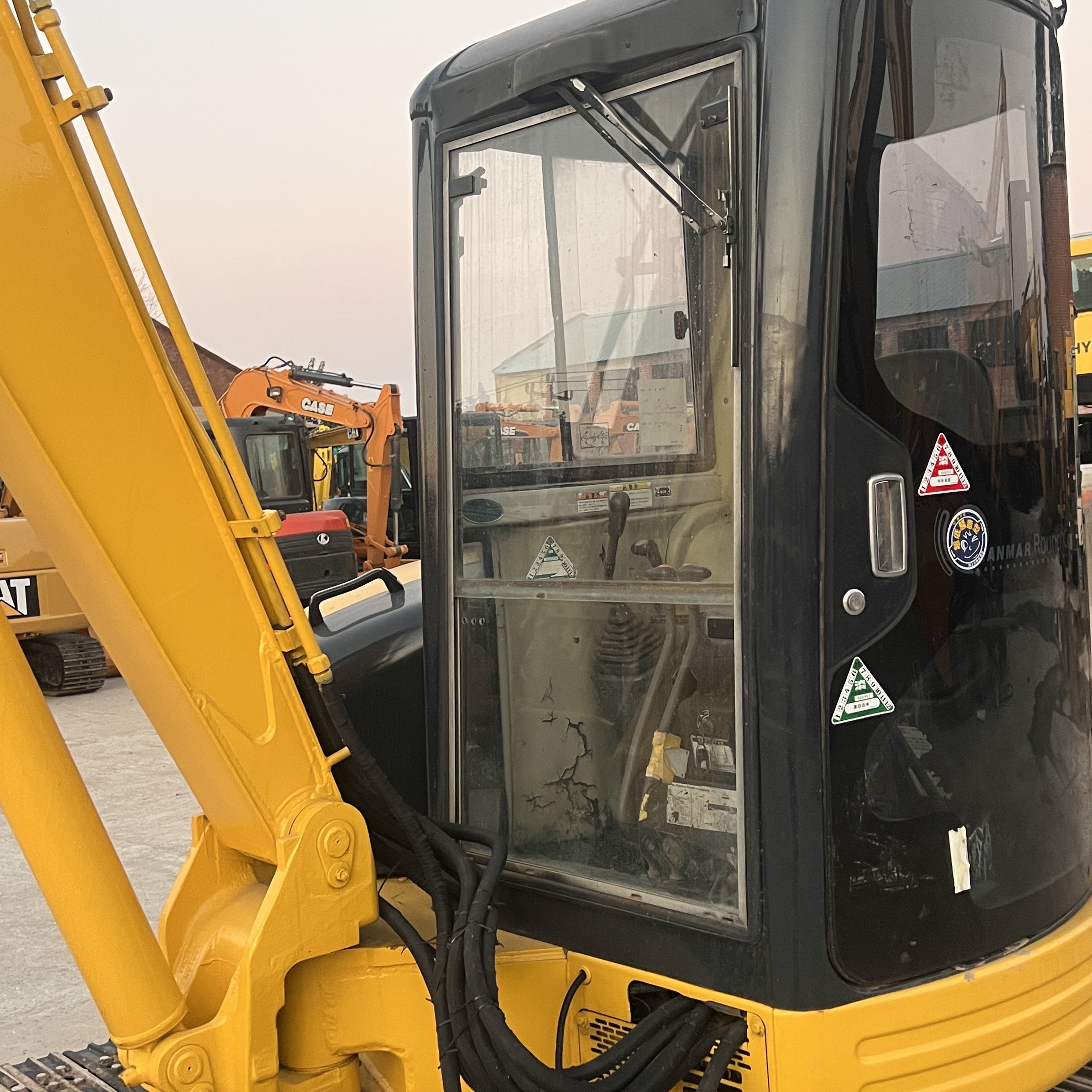 5 ton used Komatsu PC50MR PC50 mini crawler excavator second-hand Komatsu PC50MR PC50 digger for sale