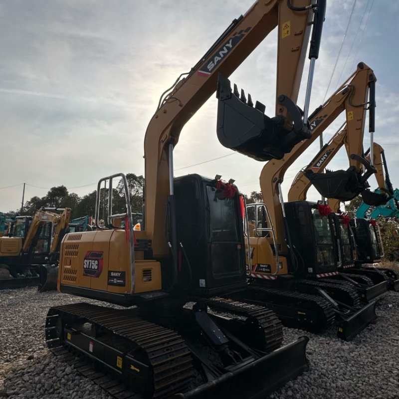 Second-hand 7 tons of 10 tons of hydraulic crawler excavator. China spot inventory trade. Good test quality