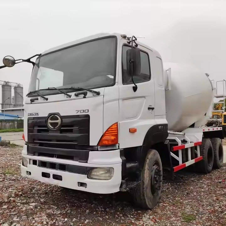 HINO 700 Concrete Mixer Truck Concrete Mixer Going For Very Awesome Prices