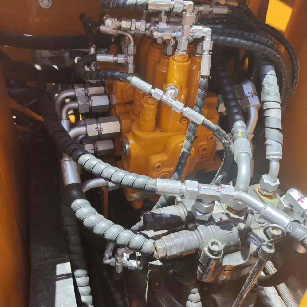 Used Medium Sany 135c pro Second Hand Crawler Excavator Sany Sy135c Sany135 SY 95 C PRO sy135c 13.5TON in China