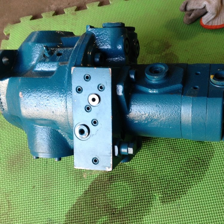 SL55V Doosan main pump SOLAR 55-V Daewoo hydraulic pump