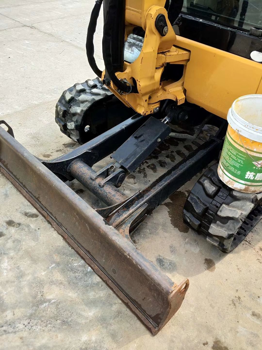 Cat 303c cr Mini Excavator 3Ton Used Caterpillar Cat 303cr 303.5 Mini Excavator Kubota Komatsu used Mini excavator