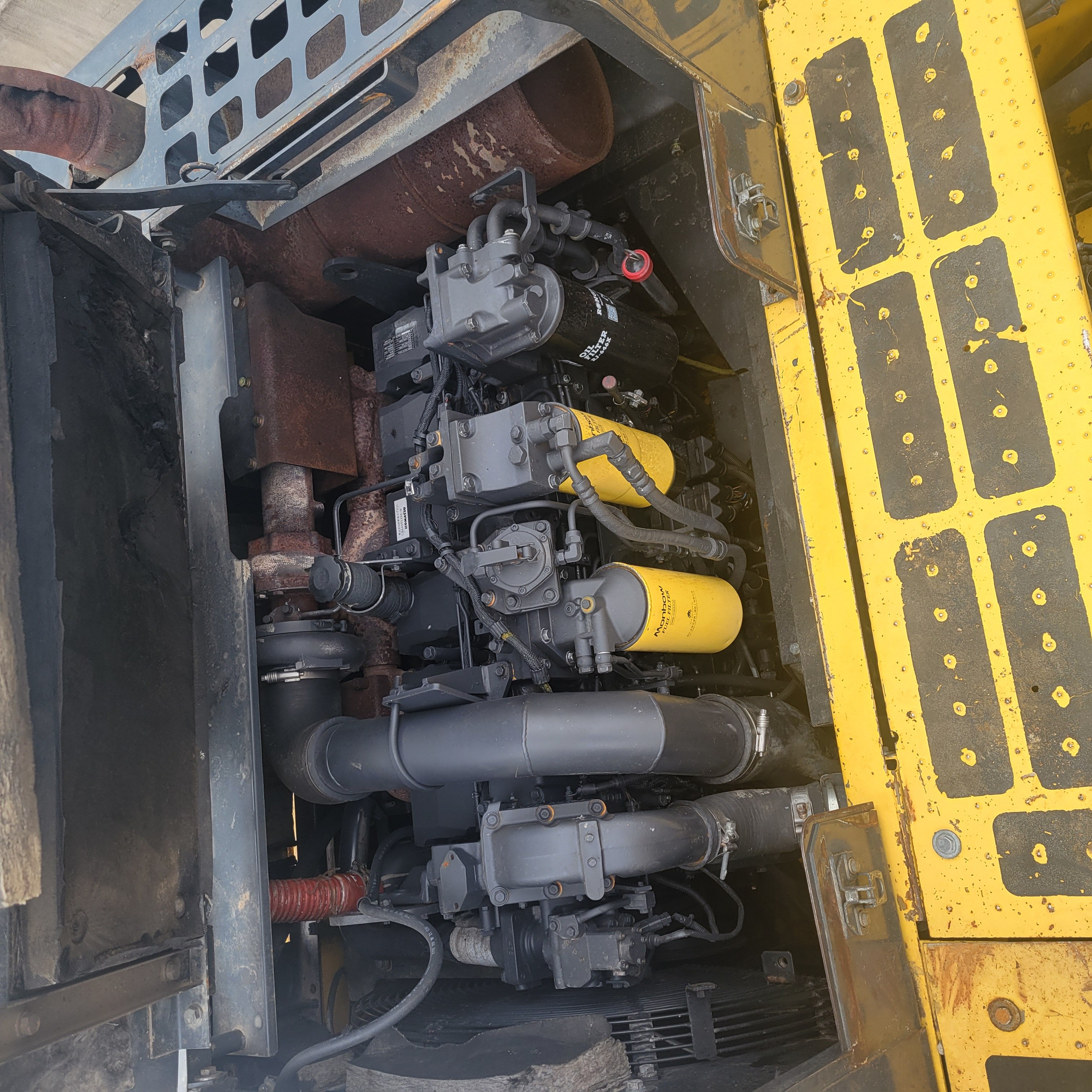 crawler excavator Komatsu PC400-8 used Japan construction machinery manufactured year 2018 for mining and other heavy duty work
