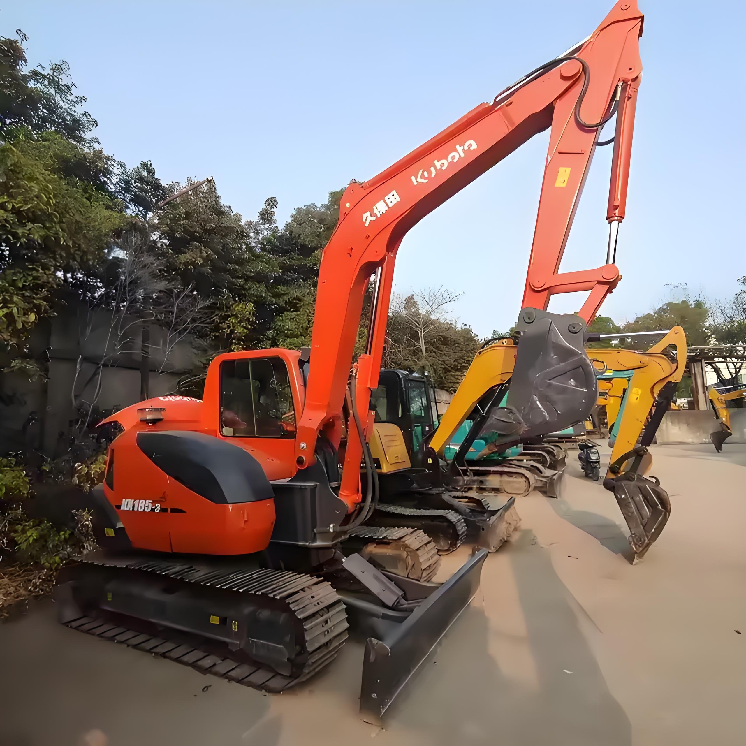 Excellent condition 6ton used mini excavator digger machine KUBOTA KX185