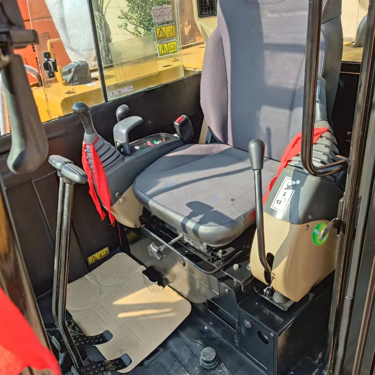 Origin Japan brand used cat 306e2 excavator machine mini cat 306e excavator caterpillar 306 automatic excavators good price