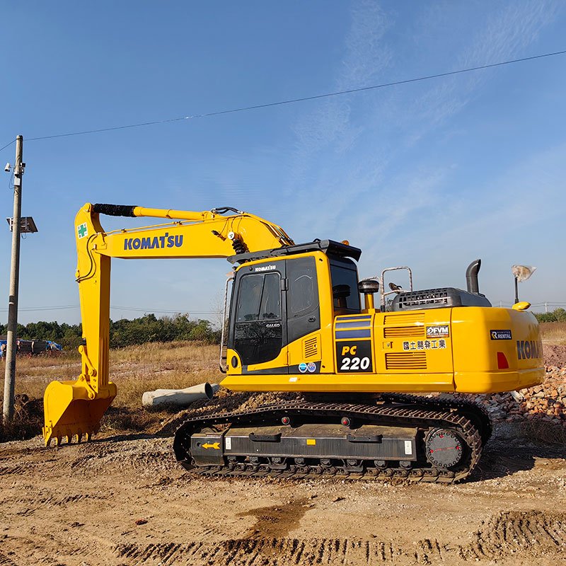 Japan 22 ton used Komatsu PC220 PC220-8 hydraulic excavator second hand Komatsu 220 220-8 earth moving machine crawler digger