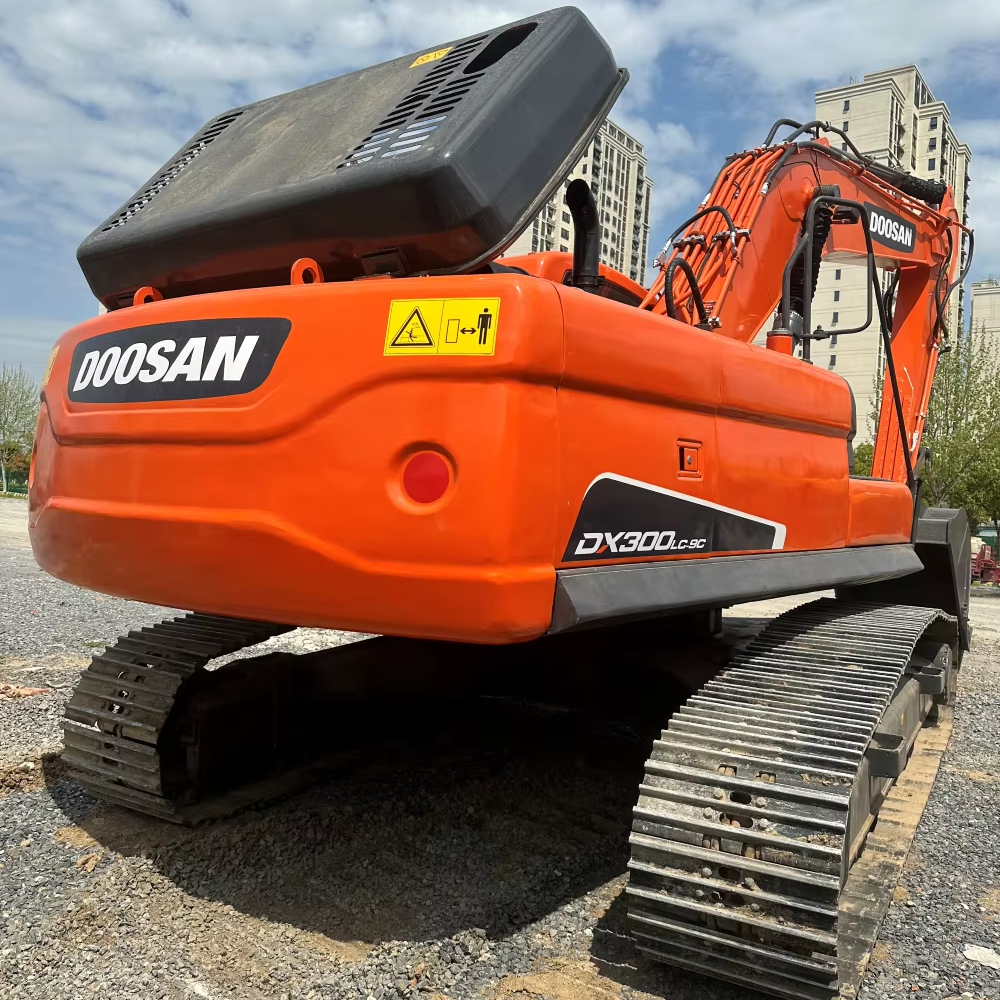 original South Korea Doosan used dx300 dx300lc excavators low price good condition 30 ton used doosan dx300 digger for sale