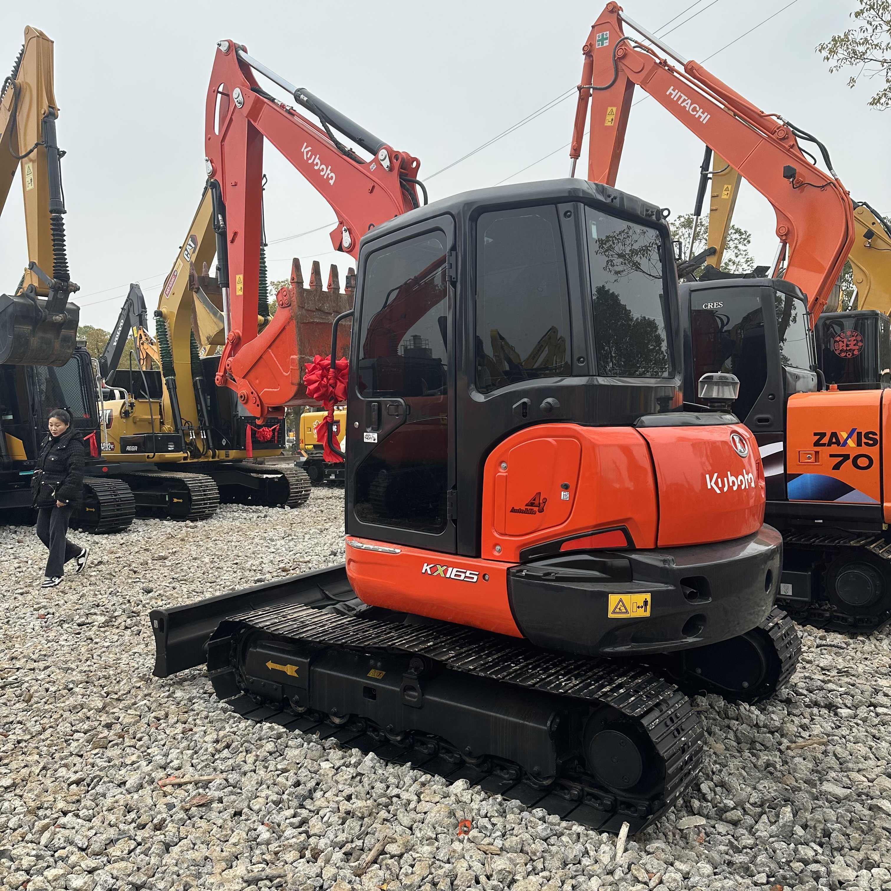 Japan imported good quality used excavator Kubota165 183 135 U35 U48 second-hand digger 6.5 tons caterpillar big heavy machine