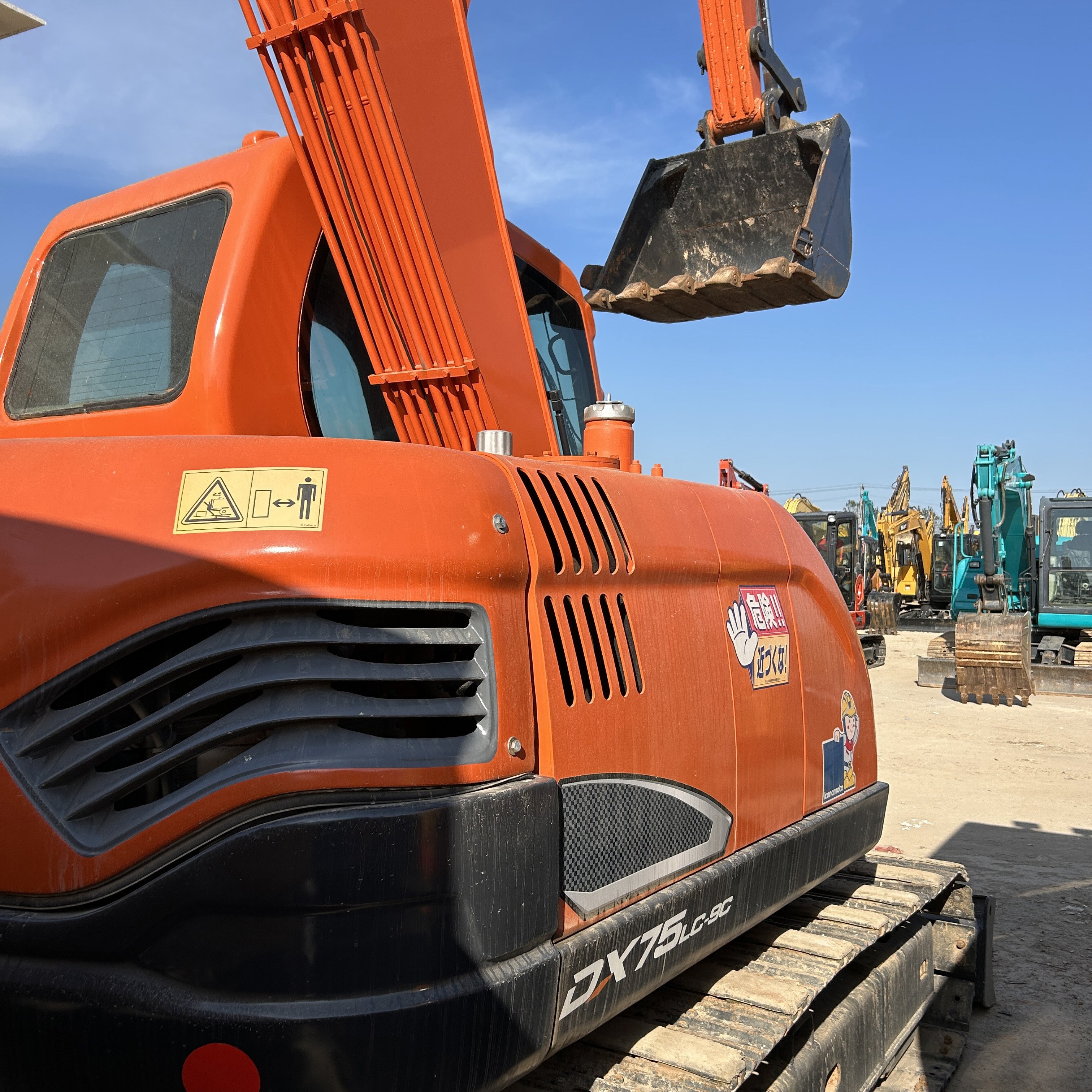 Shandong-Manufactured Doosan DX75 7-Ton Excavator New Low-Hour Construction Machinery 7Ton Operating Weight