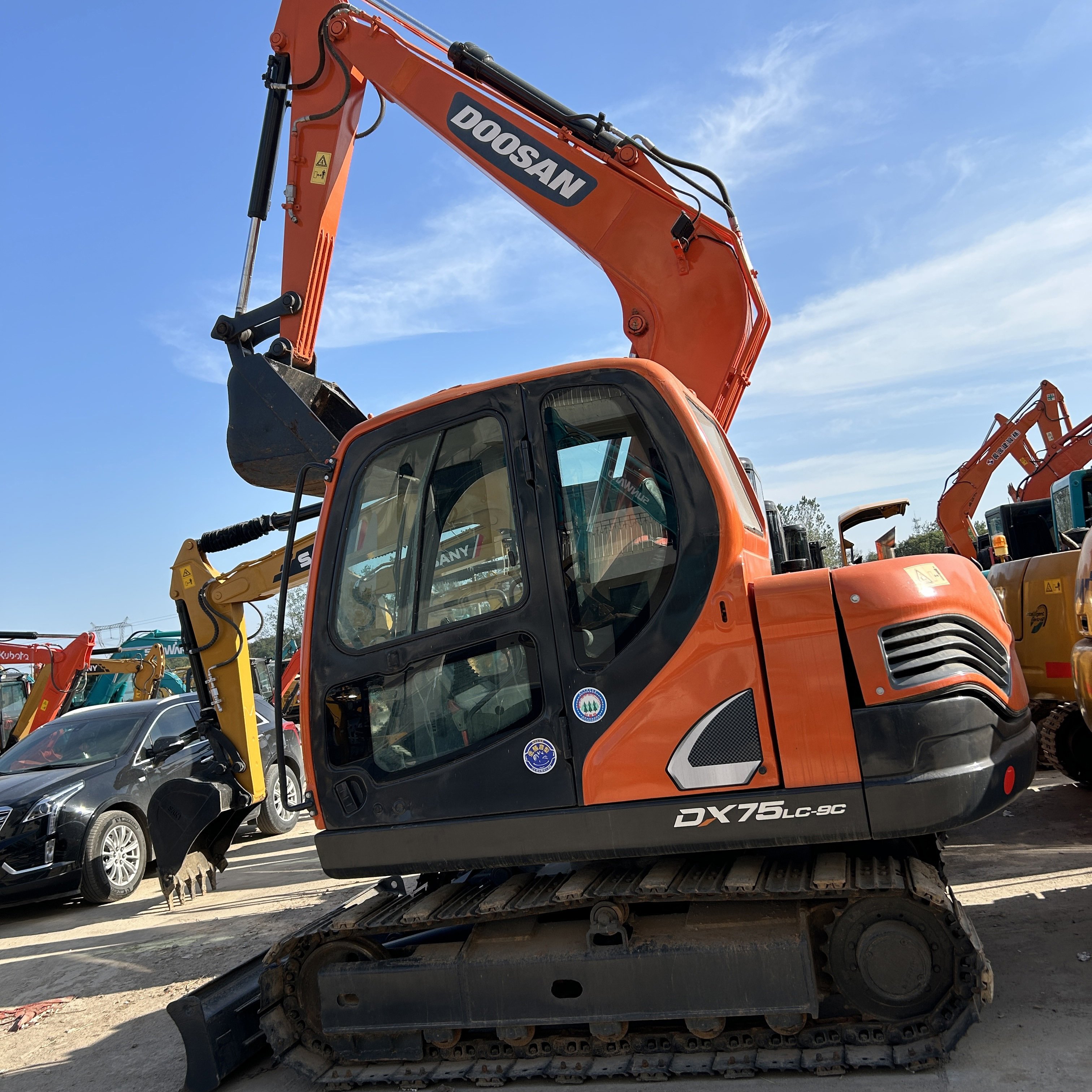 Shandong-Manufactured Doosan DX75 7-Ton Excavator New Low-Hour Construction Machinery 7Ton Operating Weight