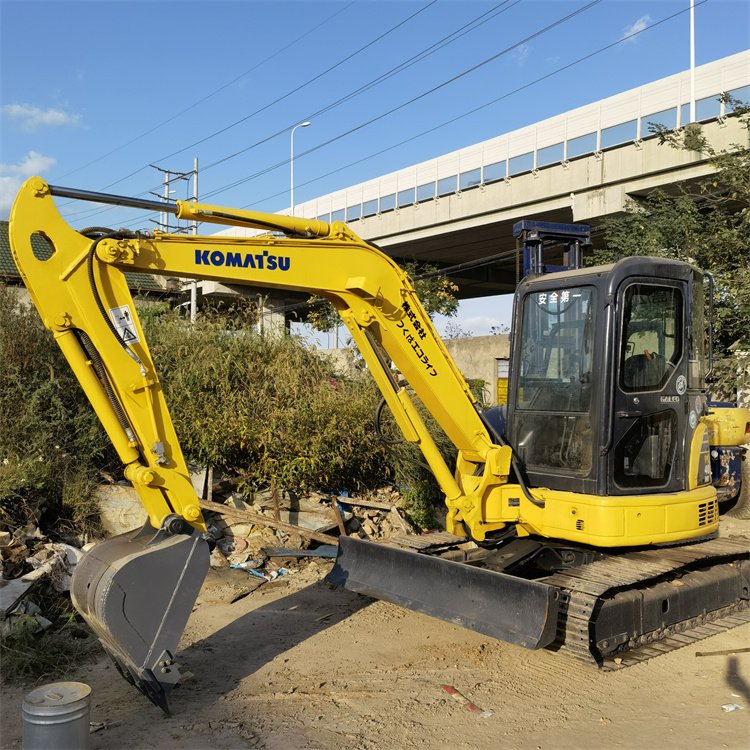 Mini excavator 1 ton /3 ton /5 ton komatsu PC40 excavator used tractors / traktor