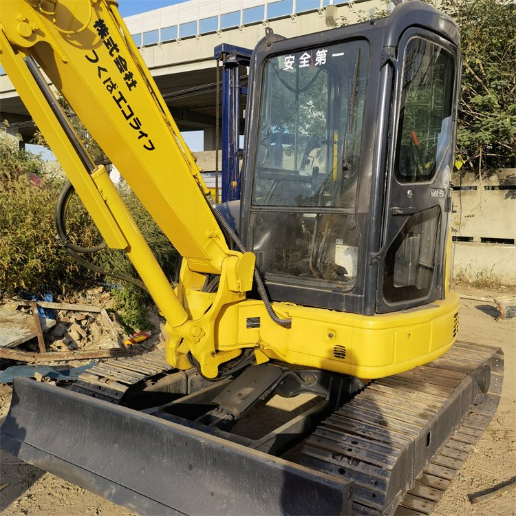 Mini excavator 1 ton /3 ton /5 ton komatsu PC40 excavator used tractors / traktor