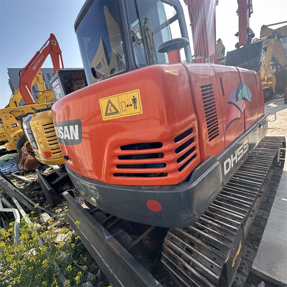 Used industrial machinery Doosan DH55-V Hydraulic Crawler Excavator Good Performance Used digging machine for Sale