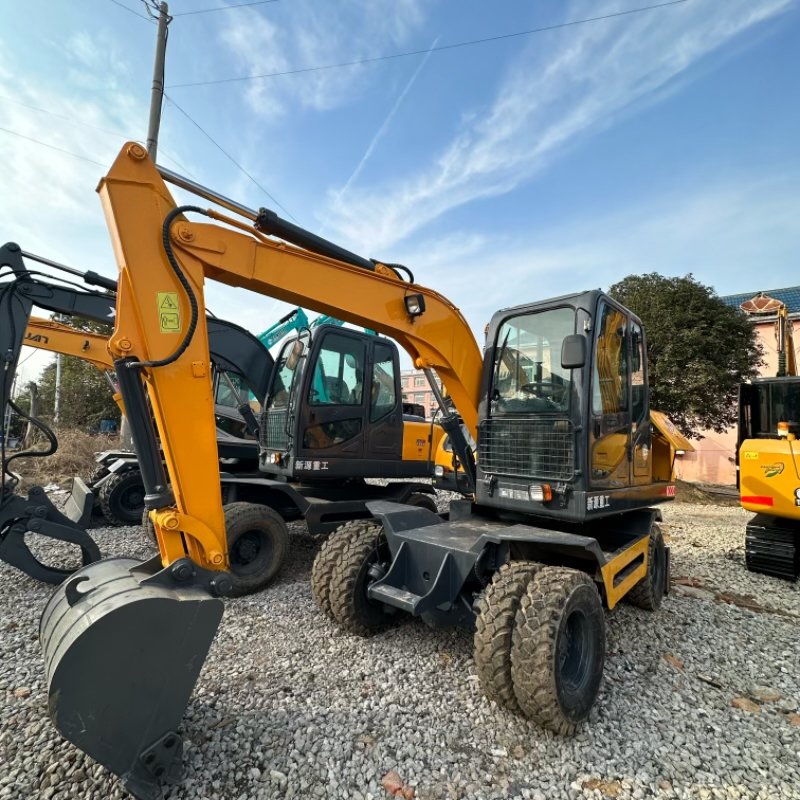 Quality S $B75 excavator 12 tons mechanical miniature B75-9T wheel excavator