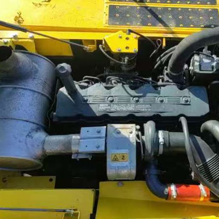 Second-hand excavator, good quality with price concessions