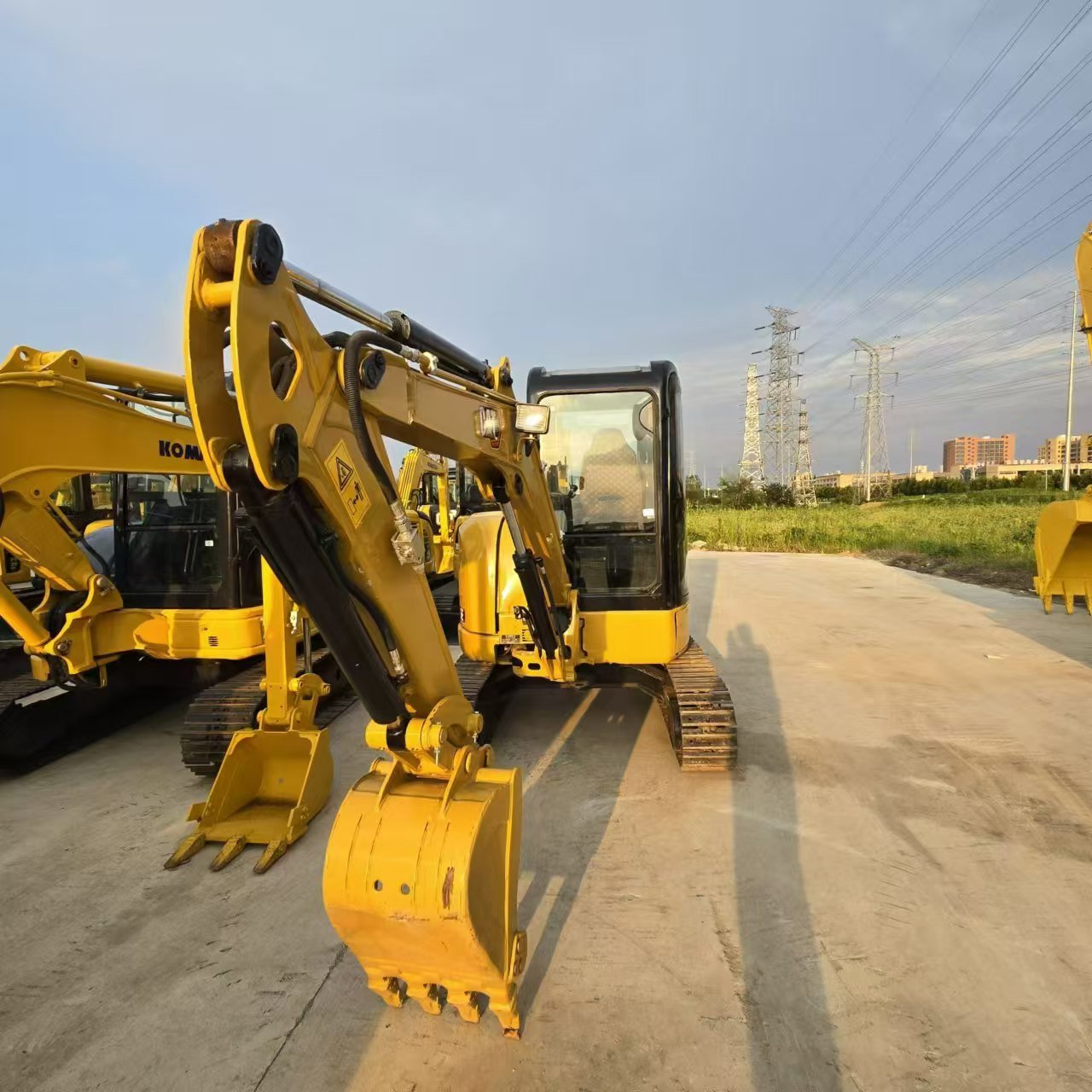 Cat303.5 Mini Used CAT 303.5E Excavator CAT 303.5 Factory Price Mini Excavator Second Hand Machine Cat303.5