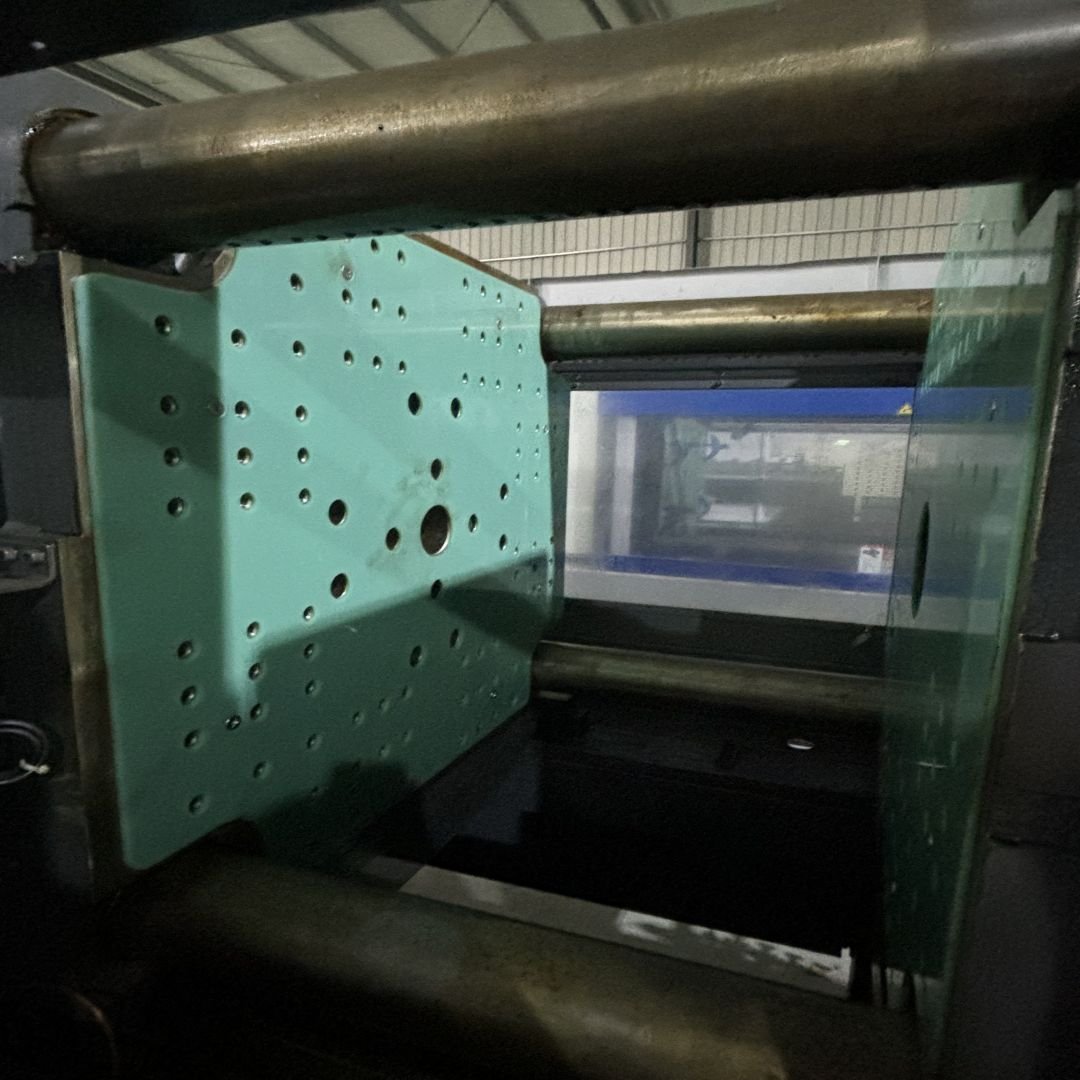 SE280HSZ-C560 Used Injection Molding Machine
