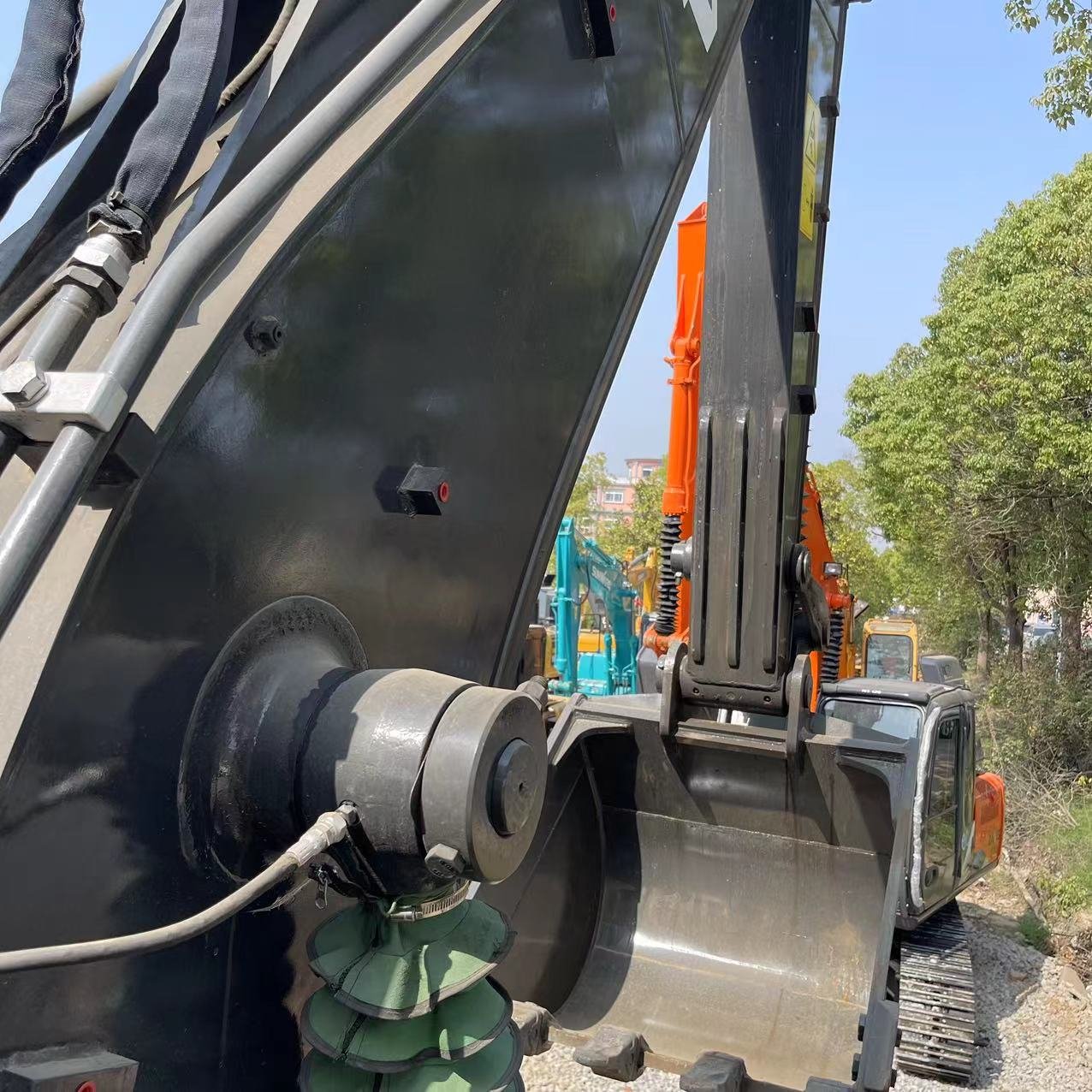 Second hand large Excavator Volvo210 for Sale,Used Earth-moving Machinery 21ton VolvoEC210 in stock ready to ship from japan
