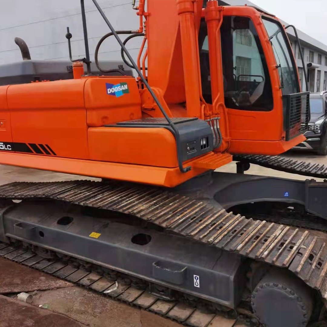 Korea Original secondhand machinery 22.5 TON used digger cheap DOOSAN DX225 used large excavator for sale