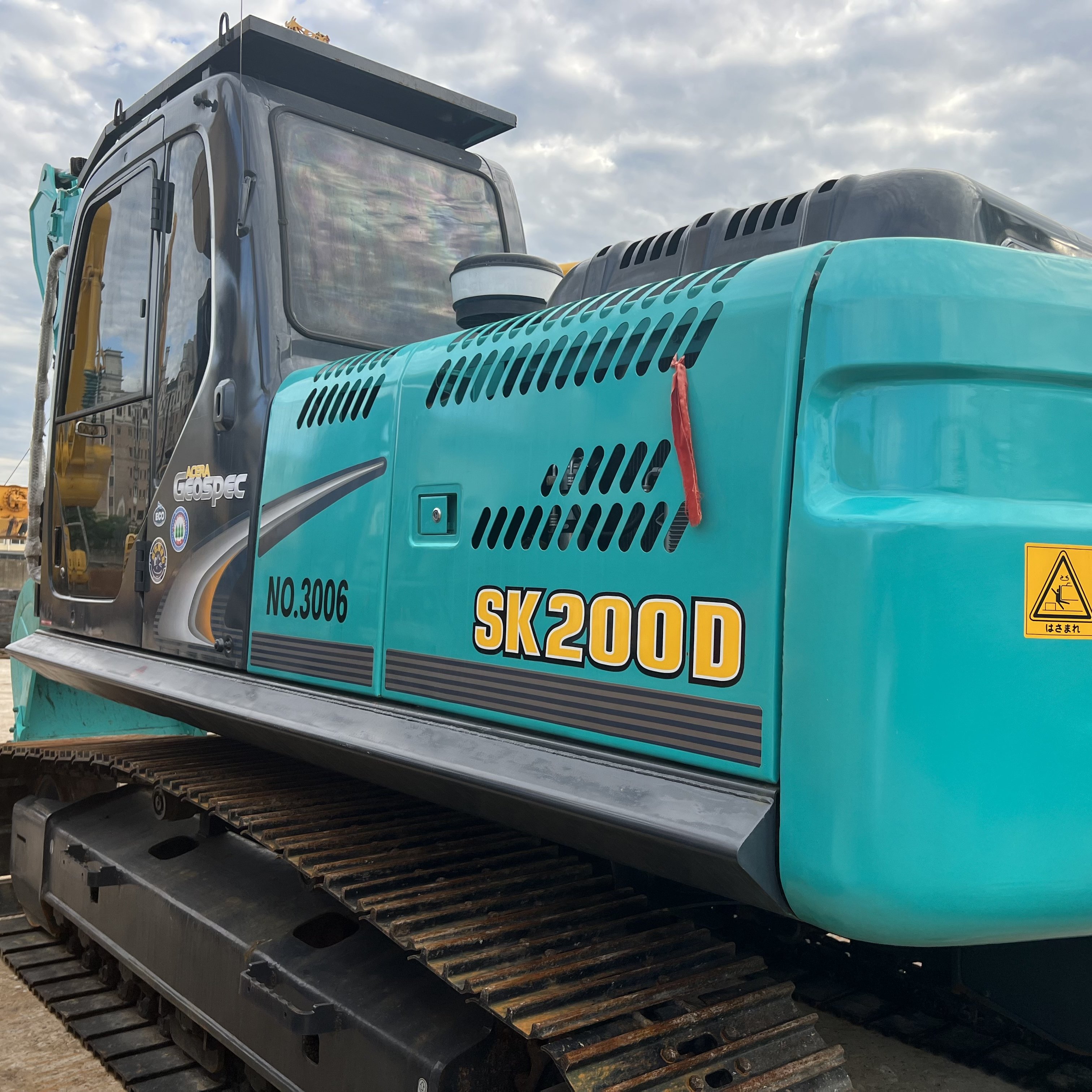 Used Excavator Kobelco Sk200-8 Kobelco Digger Secondhand 20t Construction Machinery Original Equipment