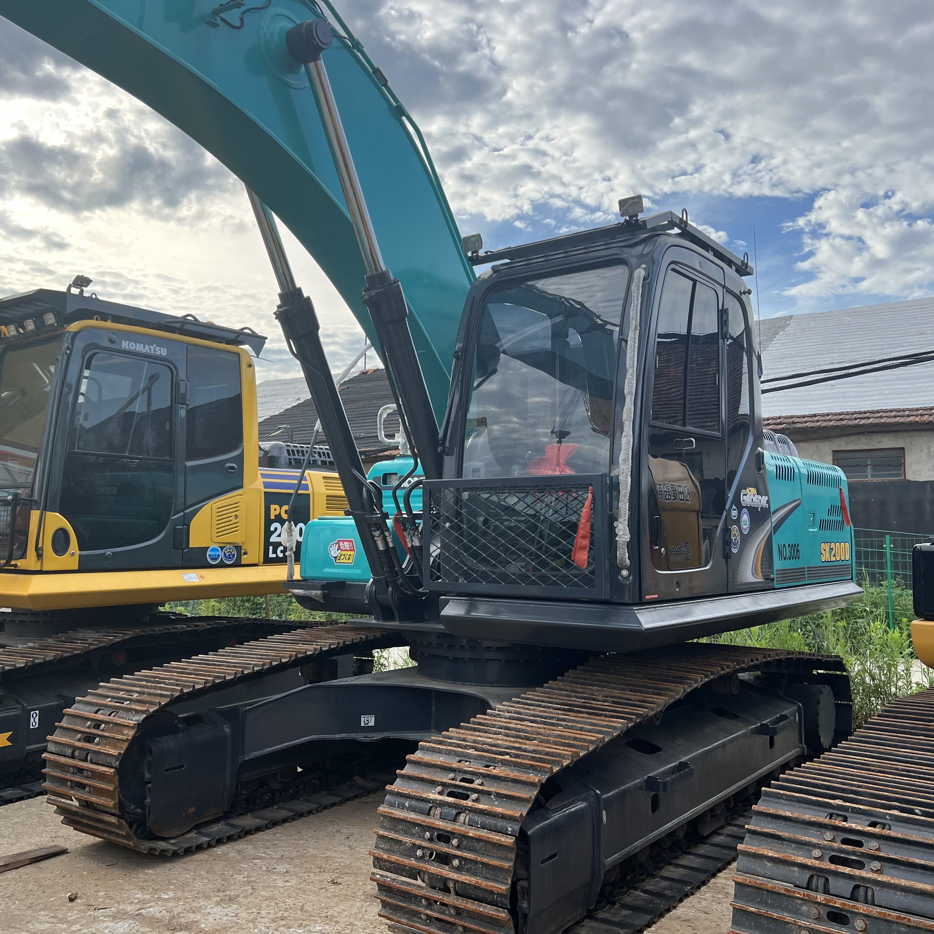 Used Excavator Kobelco Sk200-8 Kobelco Digger Secondhand 20t Construction Machinery Original Equipment