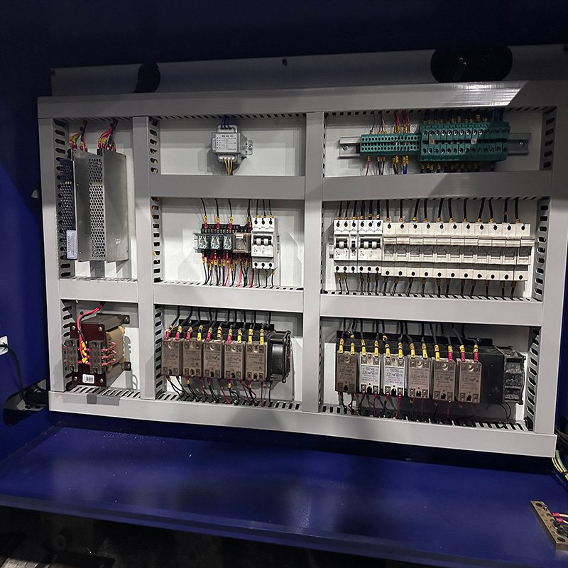 650 ton Plastic Mobile Cell Phone Cover Small Production Manufacturing Injection Molding Making Machine