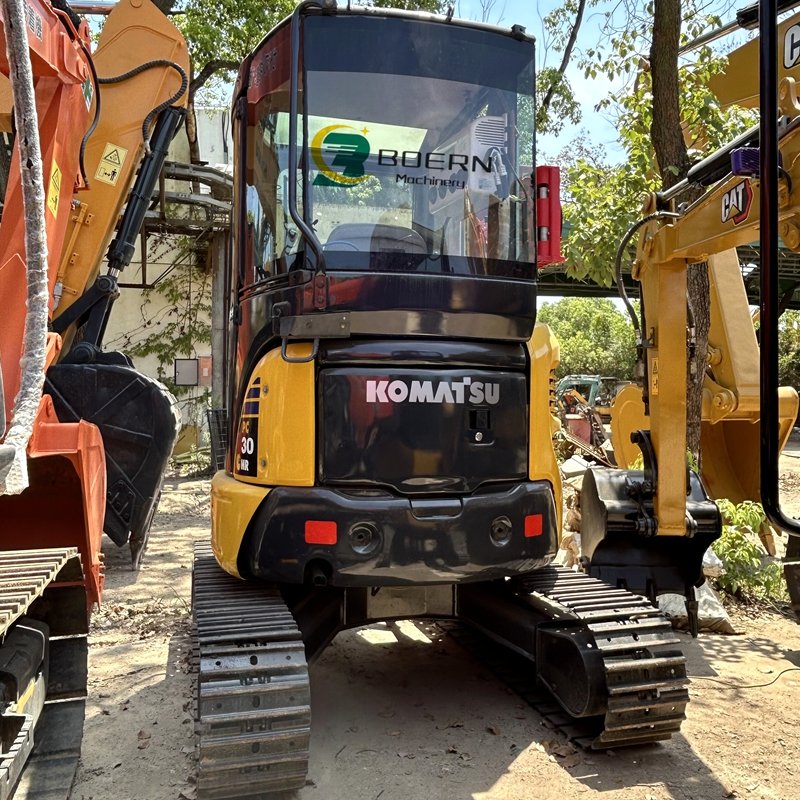 Komatsu PC30mr PC30 55 Japan used excavators fast and flexible 3Ton komatsu mini used excavators affordable machine for sale