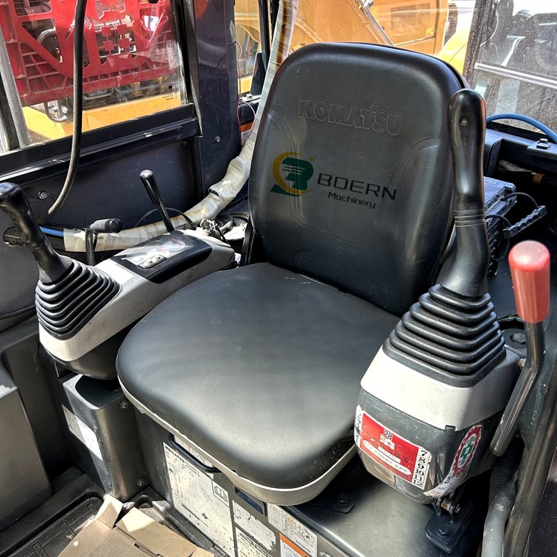 Komatsu PC30mr PC30 55 Japan used excavators fast and flexible 3Ton komatsu mini used excavators affordable machine for sale