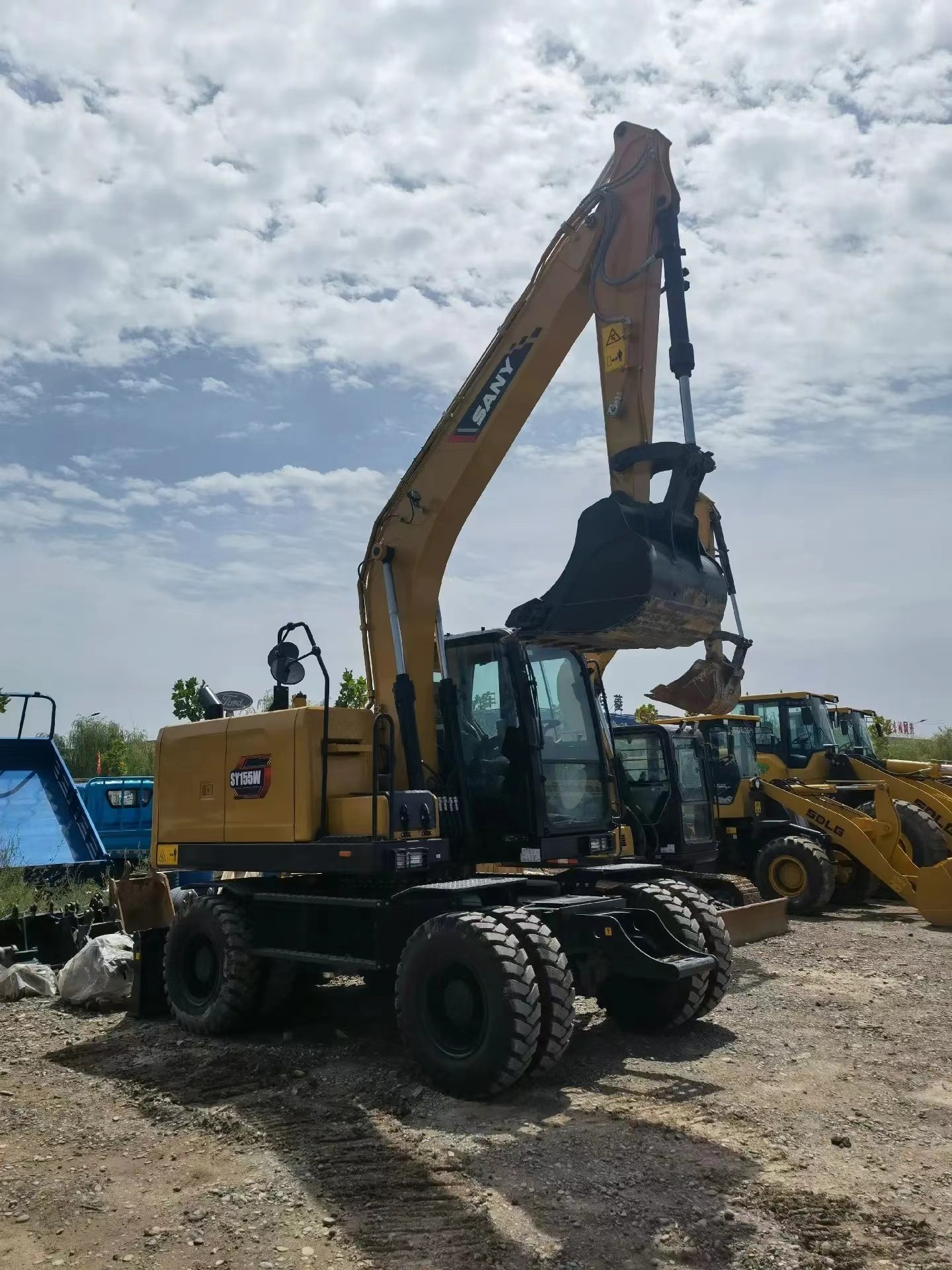 High Quality Used Sany SY155W Hydraulic Crawler Excavator Low Price Second Hand Digger Machine Isuzu Pump Gear Bearing