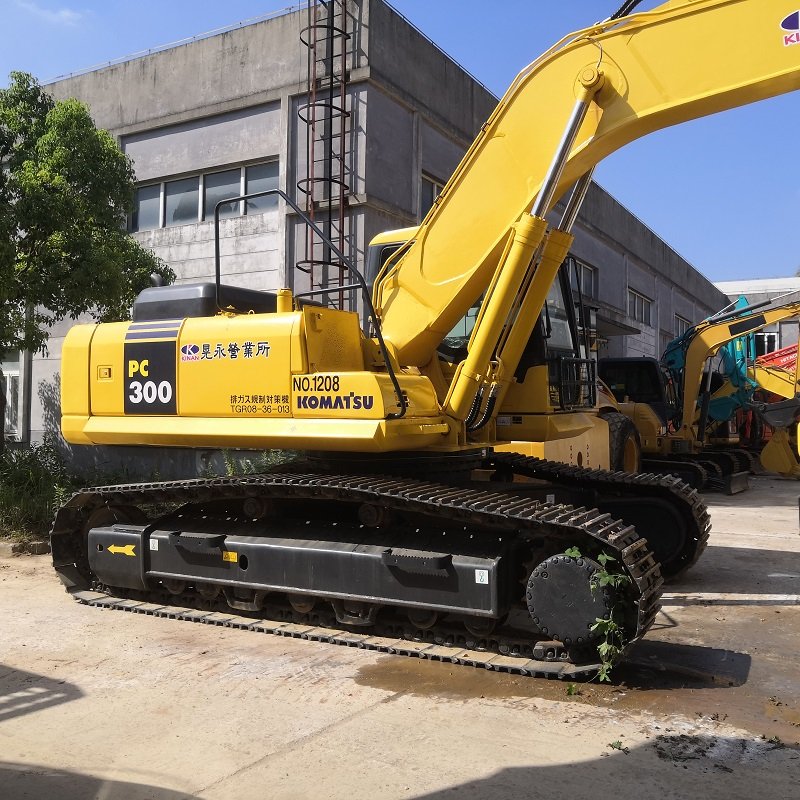 Durable secondhand used komatsu excavator komatsu pc300 pc400 in shanghai for sale used excavator machine pc300-7 used excavator