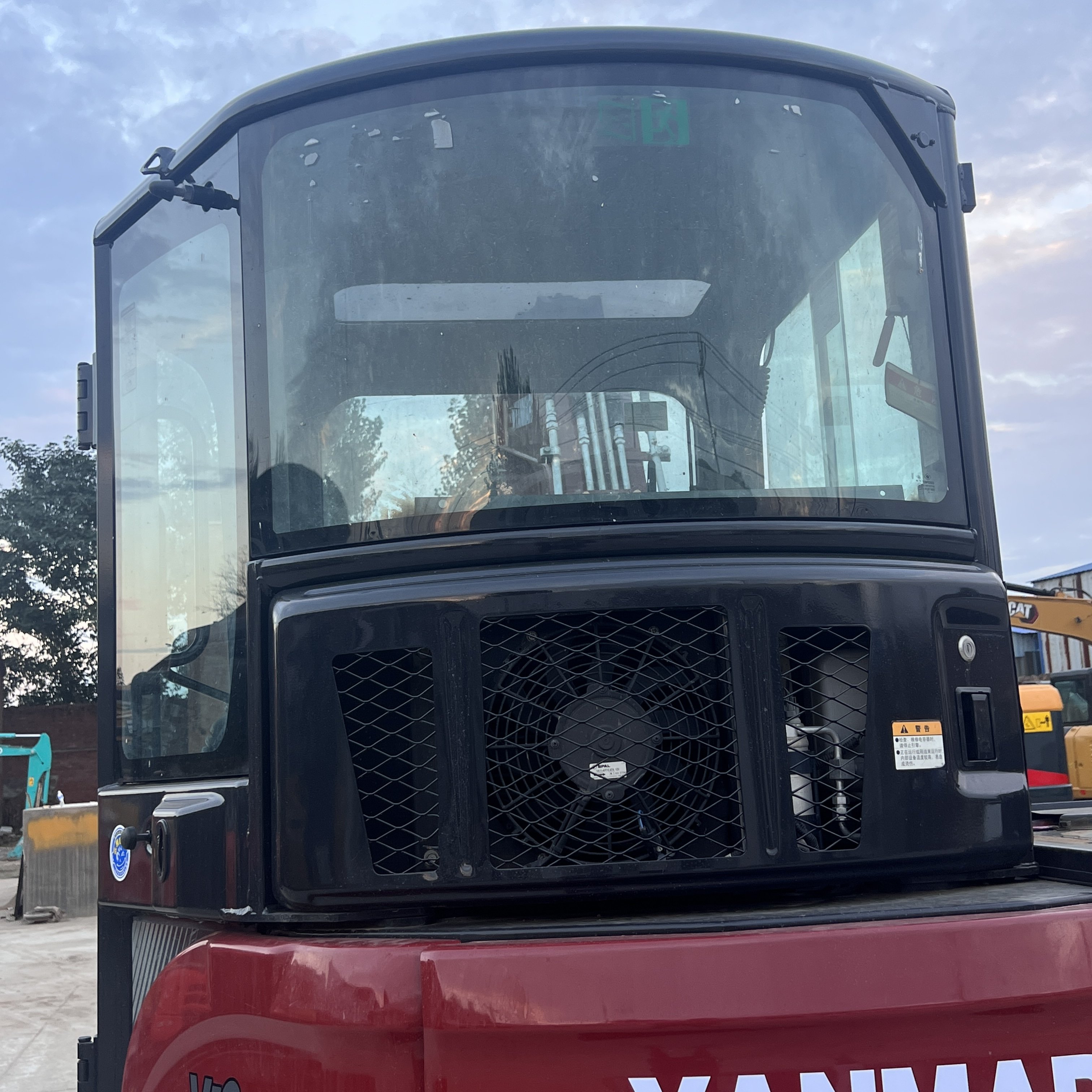 used yanmar mini excavator Vio55 Yanmar used Excavator 5Ton Low Price Sold with thumb clamp