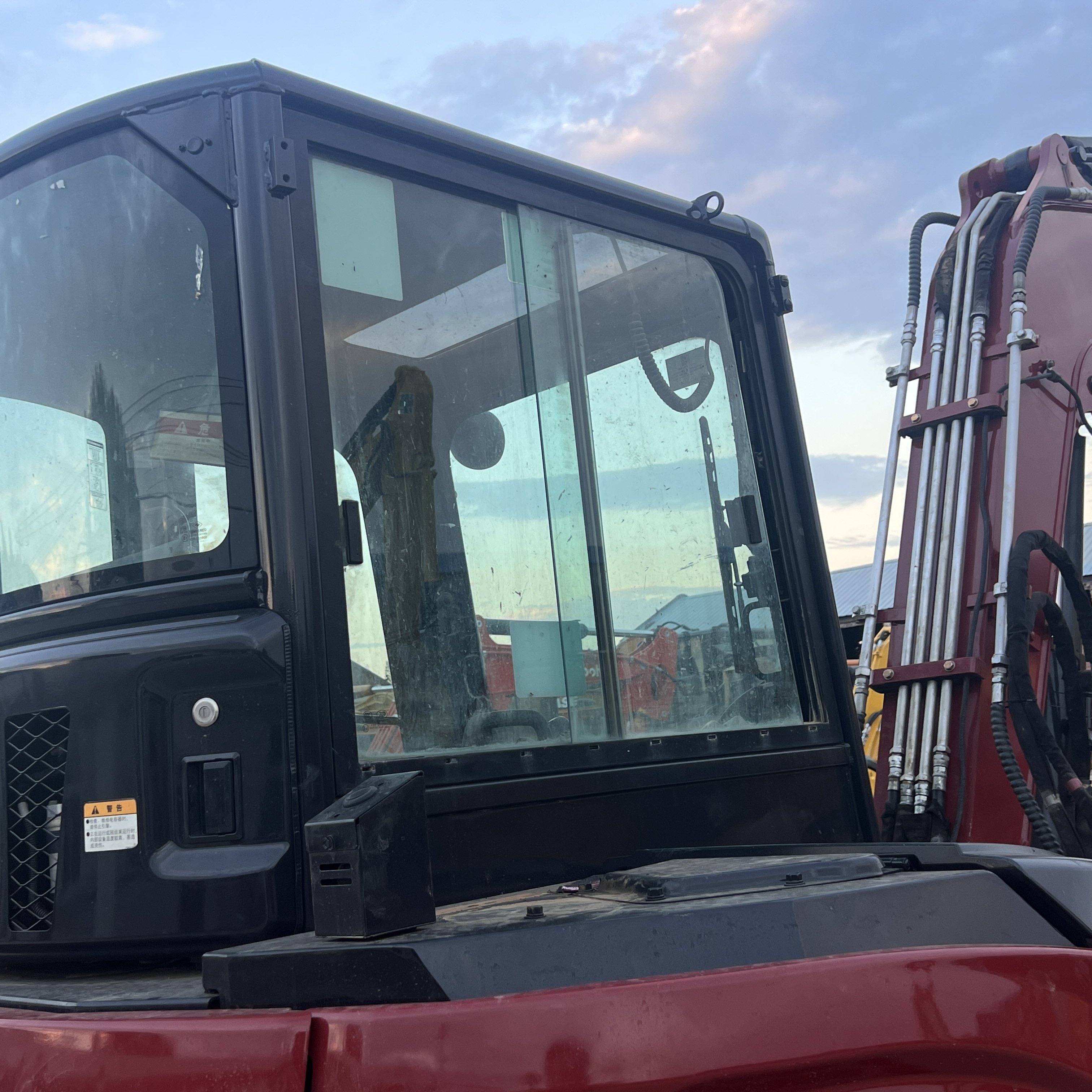 used yanmar mini excavator Vio55 Yanmar used Excavator 5Ton Low Price Sold with thumb clamp