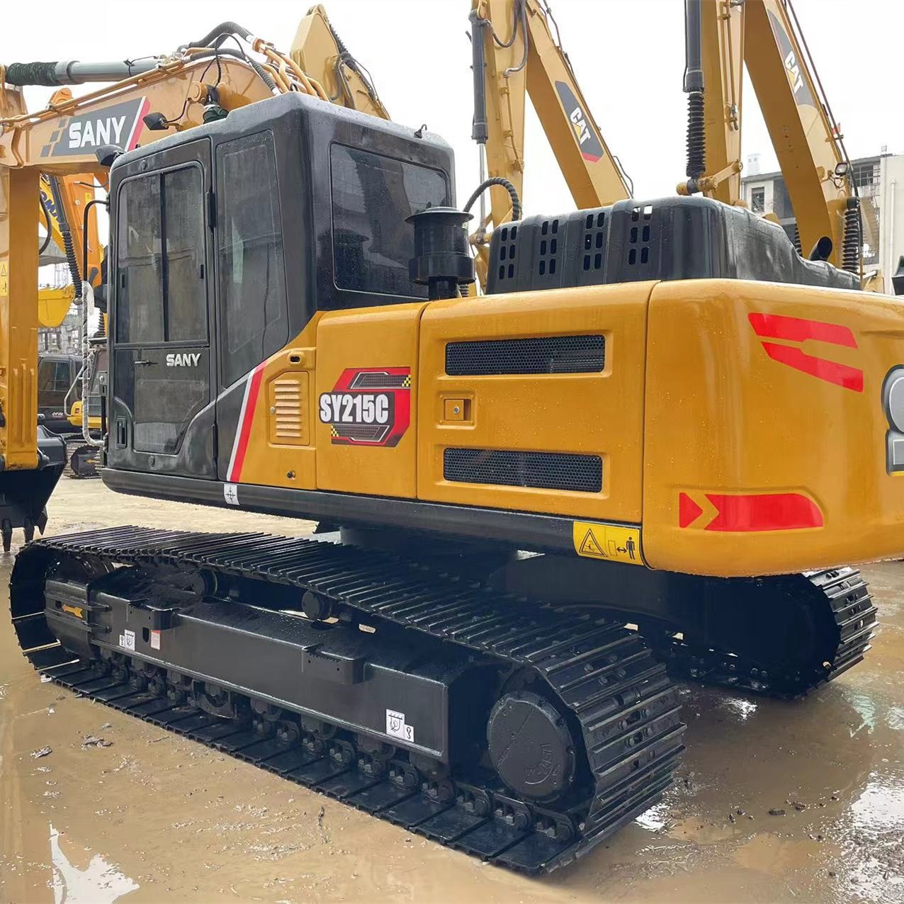 Hot sales cheap price crawler excavator SANY SY215C used exacvators 21.5ton machinery for sale