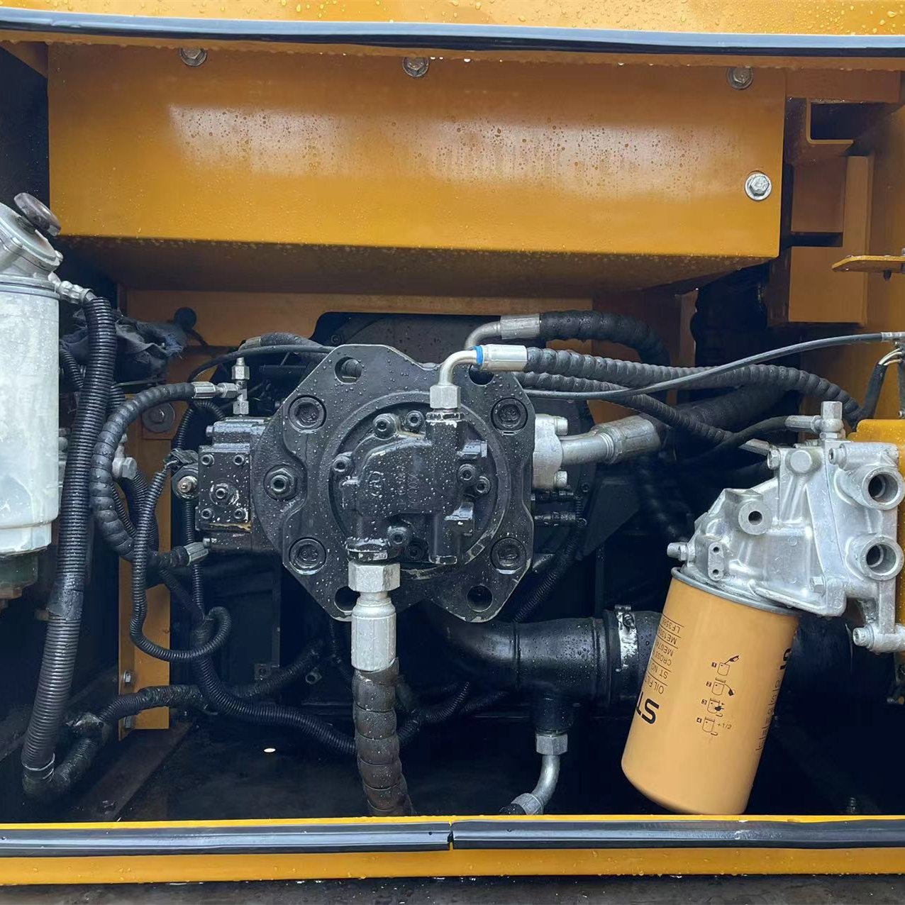 Hot sales cheap price crawler excavator SANY SY215C used exacvators 21.5ton machinery for sale