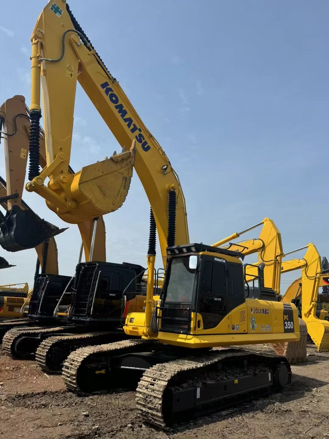 High Quality 90% New Komatsu Excavator Construction Machinery Equipment Core Components Including Engine Motor Pump Used