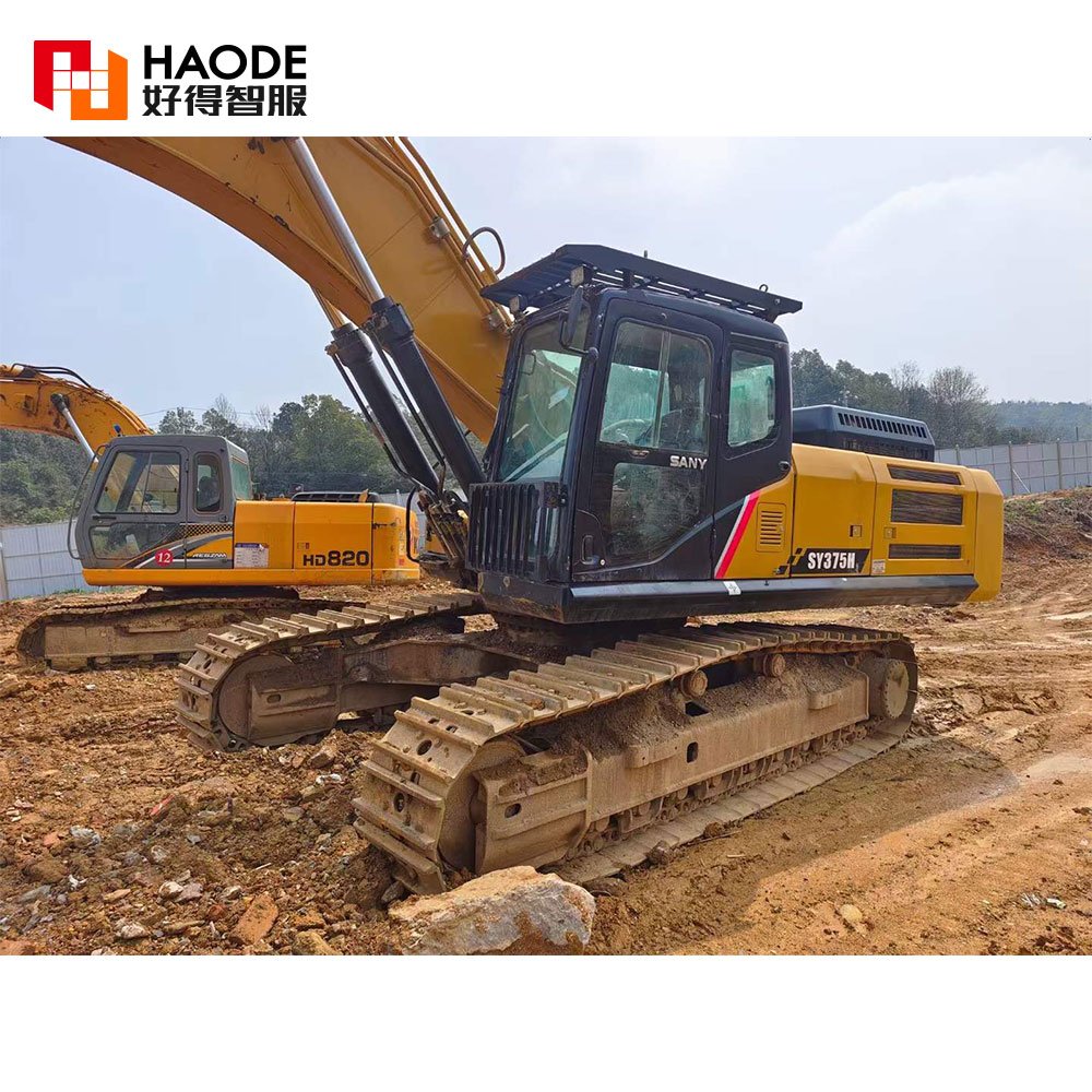 Large Hydraulic Used Excavator 1.9m³ 2020 Year Earthmoving Engine Machine
