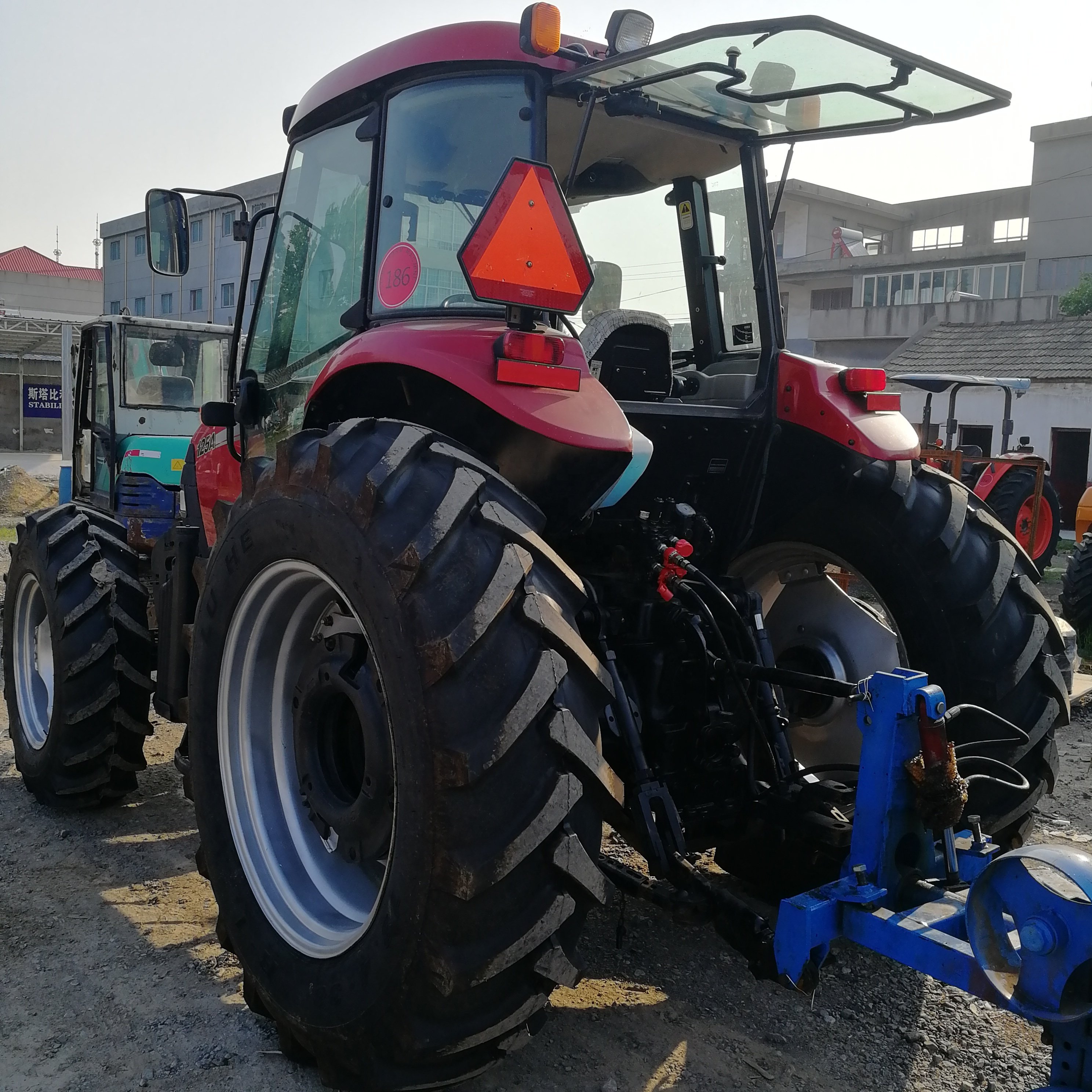 used tractors CASE farmall 125A 125hp 4x4wd farming equipment agricultural machinery small mini compact tractor with backhoe