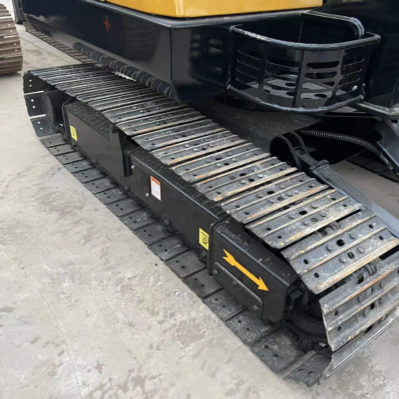 Hot Sale SANY SY 60C Mini Wheel Excavator High Quality Used 9 Ton Crawler Excavator Best Price Featuring Isuzu Pump Gear Motor
