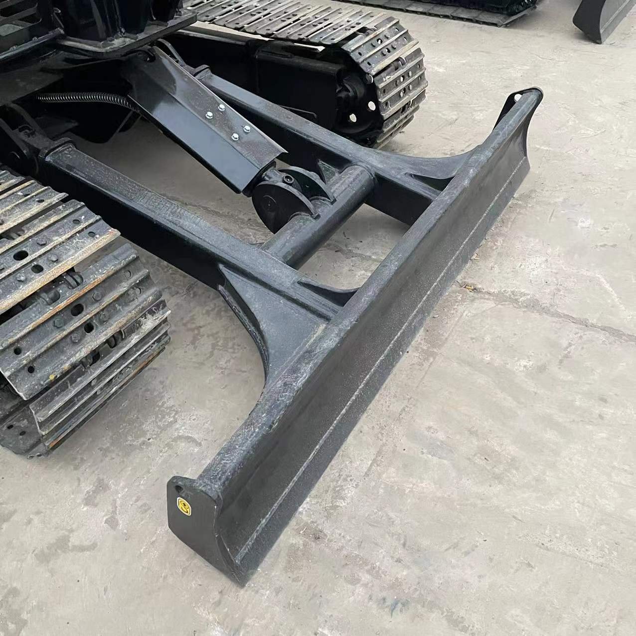 Hot Sale SANY SY 60C Mini Wheel Excavator High Quality Used 9 Ton Crawler Excavator Best Price Featuring Isuzu Pump Gear Motor
