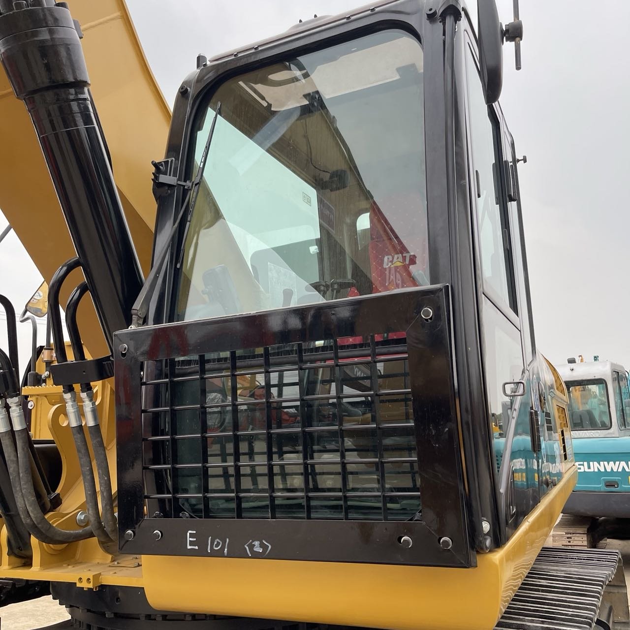 Japan Original Caterpillar 336D2 Used Crawler Excavator 36 Ton Compact Digger Used Engineering Construction Machinery For Sale