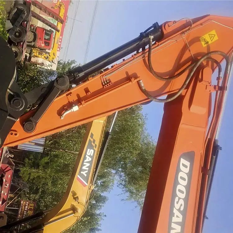 34 Ton Doosan 340 Crawler Excavator Dx340 Engineering Machinery Made by Korean Original Luxury 2019 Provided Doosan Engine
